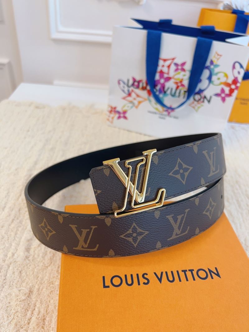 l0vis Vvtt0n belts